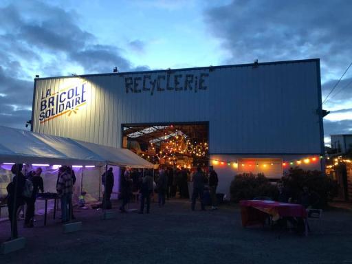 Reportage à l'atelier Bricole solidaire de la communauté Emmaüs TERRE