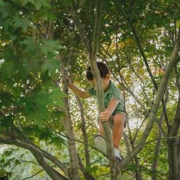 Au grand air, les mains dans la terre : éduquer dehors pour grandir et se grandir - Episode 3