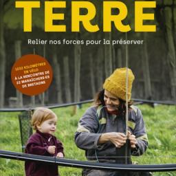 "Terre", un photo-reportage à vélo avec 22 maraîchers bretons // La fête à Jean Trif aux Ombres électriques