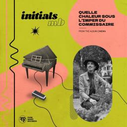 Quelle Chaleur Sous l'Imper du Commissaire